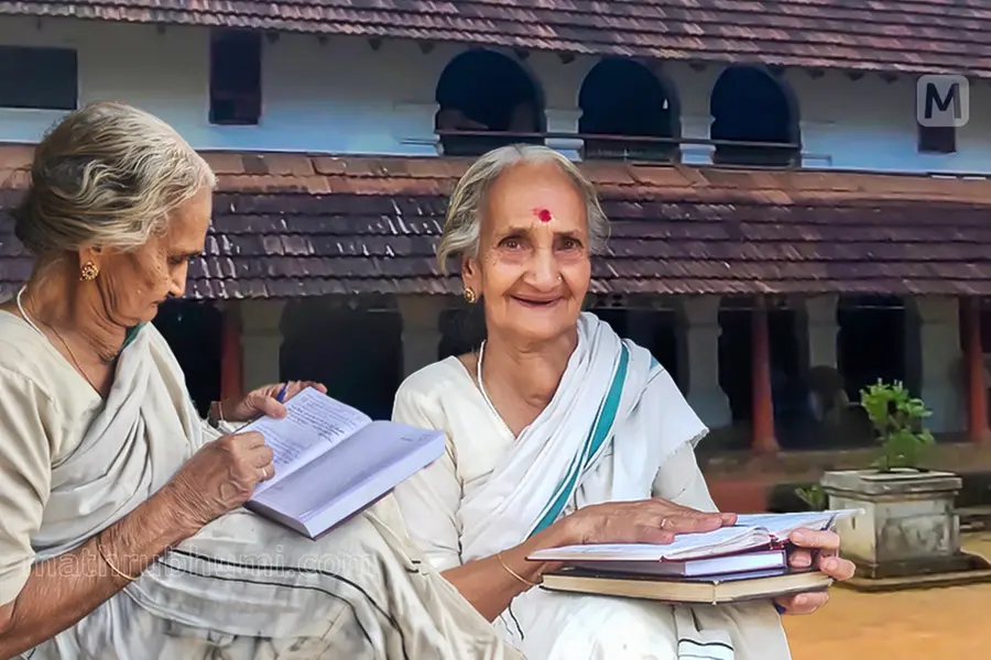 'പ്രസവത്തിനായി ആശുപത്രിയില്‍ പോയപ്പോഴും ഡയറി കൊണ്ടുപോയി'; അക്കമ്മയെ പിരിയാതെ അക്ഷരങ്ങള്‍