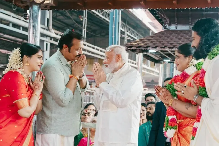 'പ്രധാനമന്ത്രിയുടെ സാന്നിധ്യത്തിൽ മകൾ വിവാഹിതയായി'; ചിത്രങ്ങൾ പങ്കുവെച്ച് സുരേഷ് ഗോപി