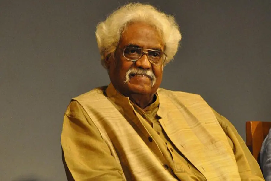 'കേരളത്തെക്കുറിച്ച് അധികം സംസാരിച്ചില്ല, കേരളീയമായല്ല വരച്ചതും; സംഗീതസാന്ദ്രം കാൻവാസും ശിൽപങ്ങളും'