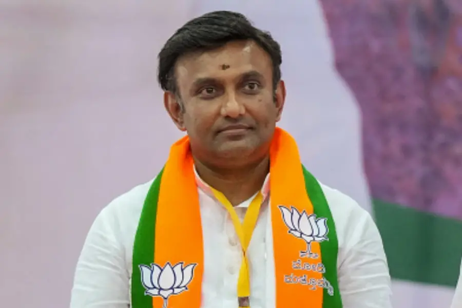 കമ്മിഷന്‍ പിടിച്ചെടുത്ത പണത്തിനായി BJP സ്ഥാനാർഥി ബന്ധപ്പെട്ടെന്ന് പരാതി; കേസെടുത്ത് പോലീസ്