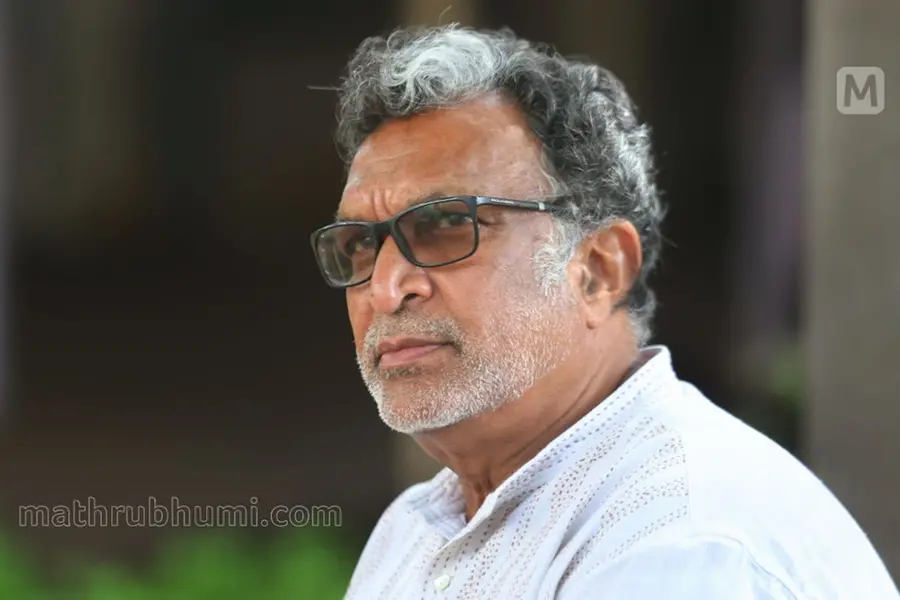 തമിഴ് താരസംഘടനയുടെ പേരിൽ പണപ്പിരിവുമായി വ്യാജന്മാർ, ഓൺലൈൻ പിരിവ് നടൻ നാസറിന്റെ പേരുപറഞ്ഞ്