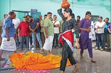 മലയാള സിനിമയിൽ സുകൃതത്തിന്റെ ഭാവുകത്വം പകർന്ന ഹരികുമാറിന് കണ്ണീരോടെ വിട
