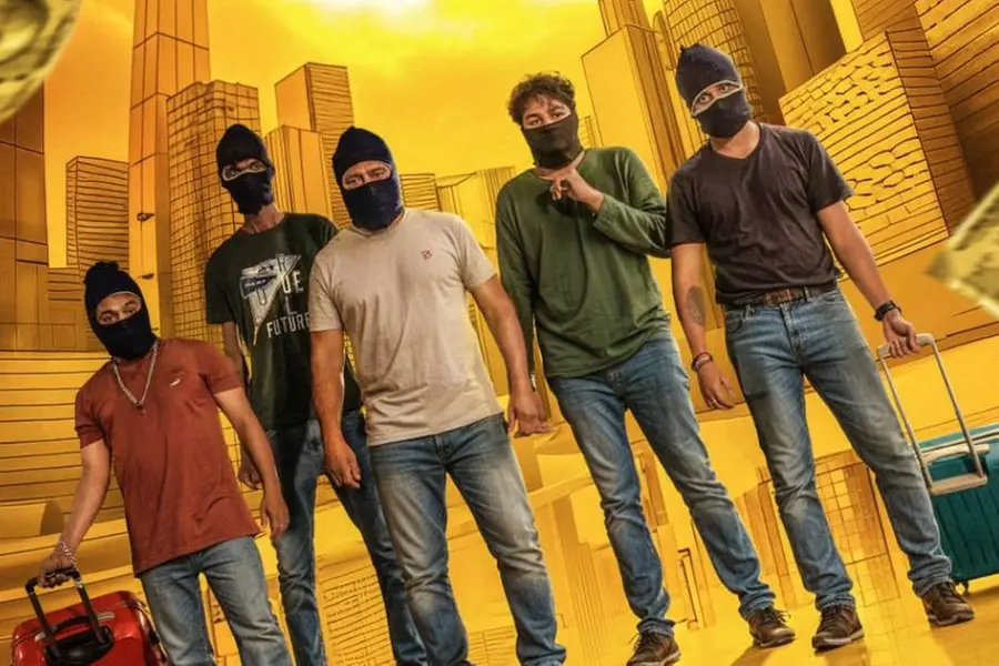 ഉദ്വേഗമുണർത്തി 'ഗ്യാംങ്സ് ഓഫ് സുകുമാരക്കുറുപ്പി'ൻ്റെ ഫസ്റ്റ് ലുക്ക് പോസ്റ്റർ