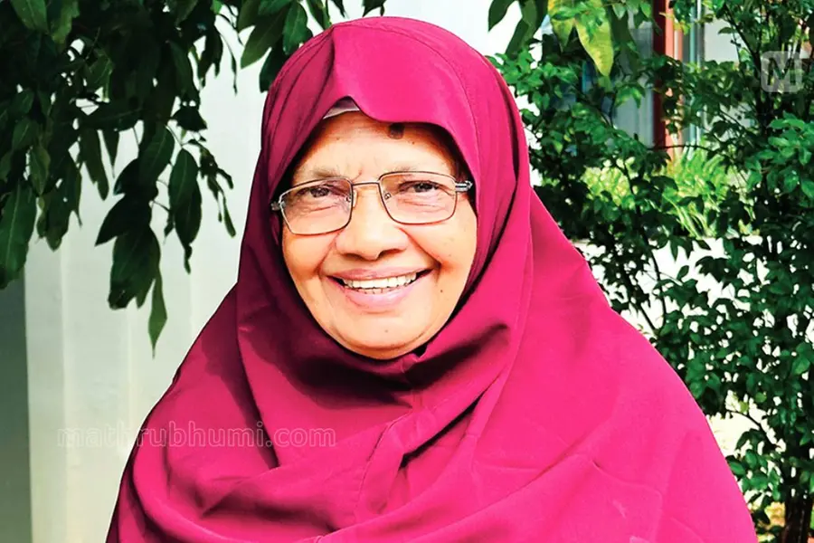 ആമിന ഡയറിയില്‍ കുത്തിക്കുറിച്ച കഥകള്‍ പുസ്തകമാകുന്നു; ഒരു ഗ്രാമത്തിന്റെ കഥപറഞ്ഞ് 'കോന്തലക്കിസ്സകള്‍'