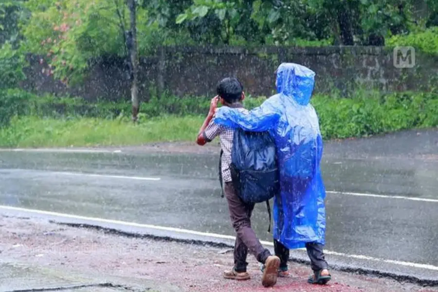 കനത്തമഴ; ഏഴു ജില്ലകളിലും നാല് താലൂക്കുകളിലും വിദ്യാഭ്യാസ സ്ഥാപനങ്ങൾക്ക് വെള്ളിയാഴ്ച അവധി