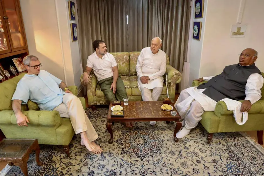 ജമ്മു കശ്മീരില് കോണ്ഗ്രസ്-നാഷണല് കോണ്ഫറന്സ് സഖ്യം