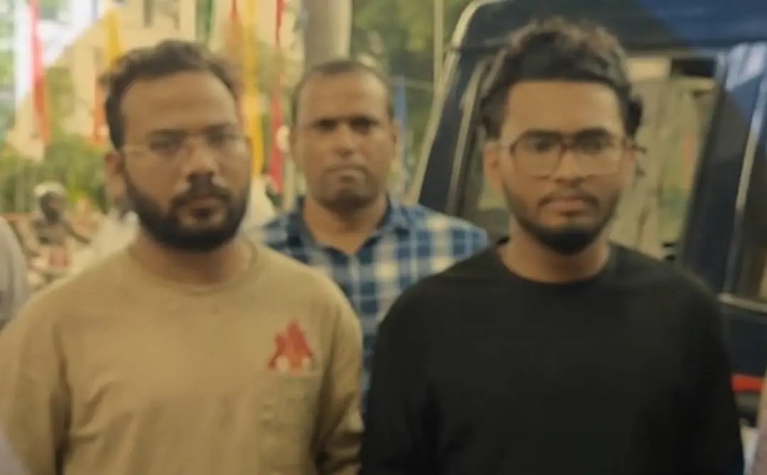 അറസ്റ്റിലായ രണ്ടുപേര് | Screengrab Courtesy: Youtube.com/India Daily Live