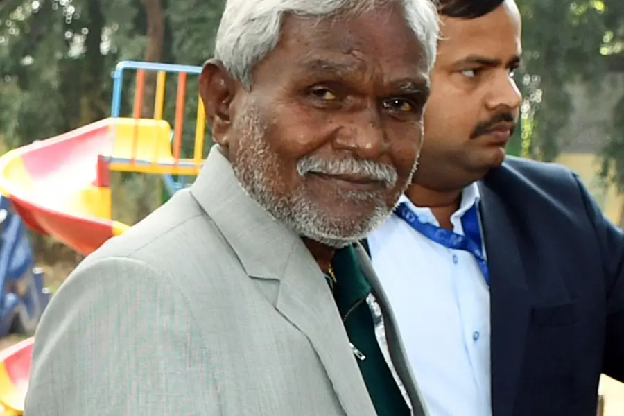 തിരഞ്ഞെടുപ്പിന് മുൻപേ ഝാർഖണ്ഡിൽ രാഷ്ട്രീയ കരുനീക്കം; ചംപയ് സോറൻ ബിജെപിയിലേക്കെന്ന് അഭ്യൂഹം