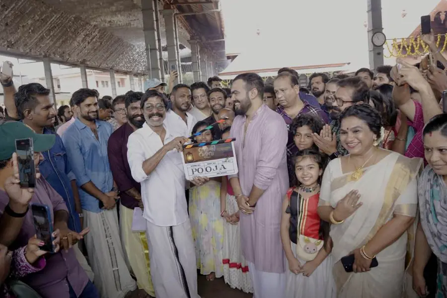 മാളികപ്പുറം ടീമിന്റെ 'സുമതി വളവ്' ആരംഭിച്ചു; പൂജ ചോറ്റാനിക്കരയിൽ നടന്നു