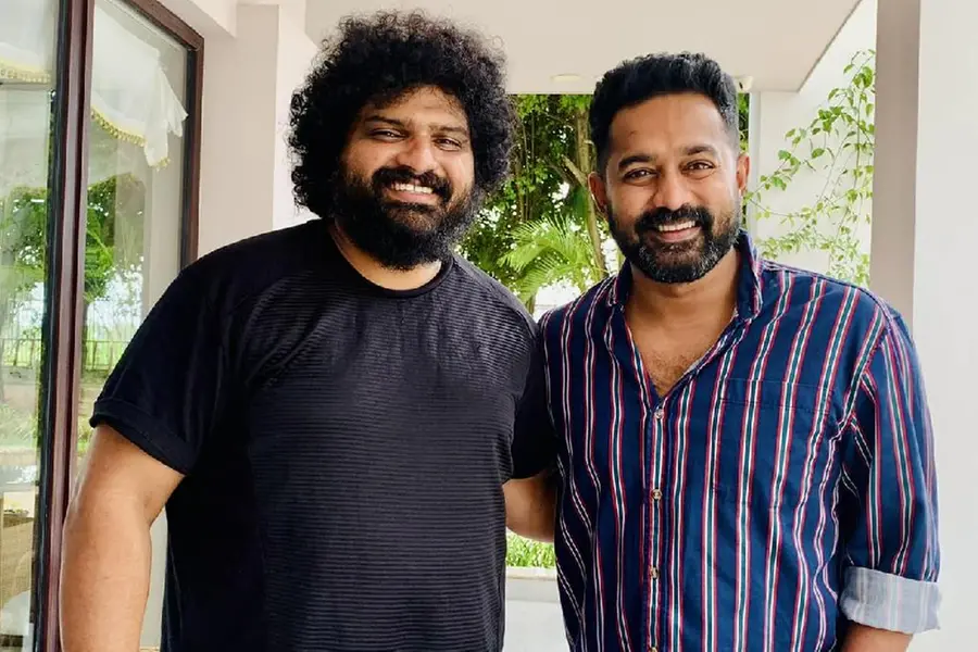 'അപമാനിതനായി എന്നറിഞ്ഞിട്ടും ആ സന്ദർഭത്തെ പോസിറ്റീവ് ആയി ഉൾക്കൊണ്ട ഒരു മനുഷ്യൻ്റെ സുന്ദരമായ ചിരി'
