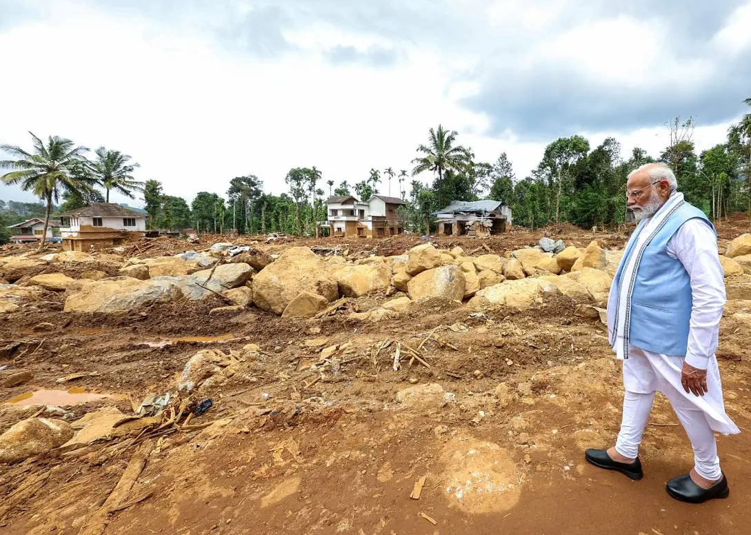 പ്രധാനമന്ത്രി നരേന്ദ്ര മോദി വയനാട് സന്ദര്‍ശിച്ചപ്പോള്‍ |ഫോട്ടോ:ANI