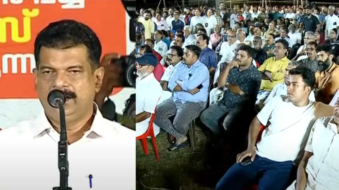 പി.വി. അൻവർ മുതലക്കുളം മൈതാനിയിൽ | Photo: Screengrab/ Mathrubhumi News