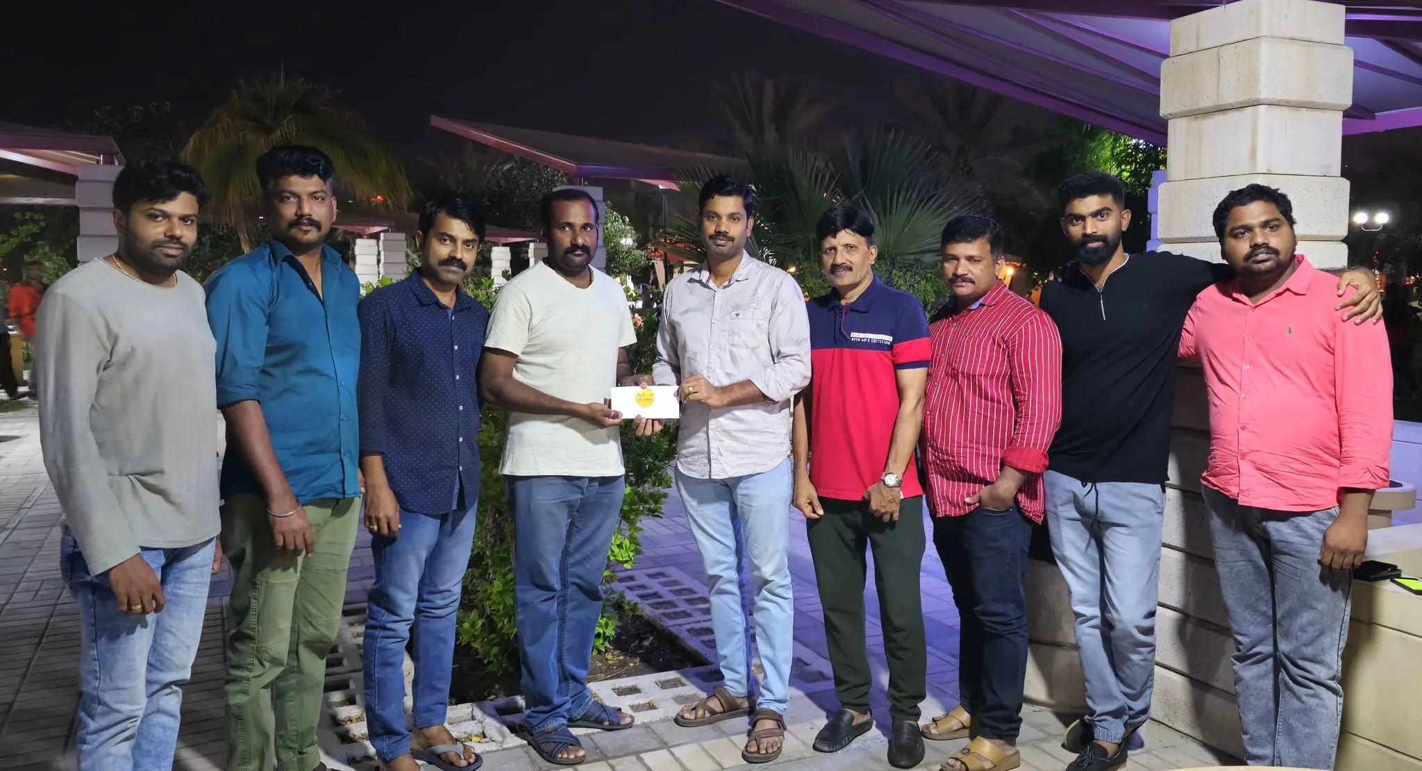 ലാല് കെയേഴ്സ് വയനാട് പ്രകൃതി ദുരന്ത സഹായം കൈമാറുന്നു