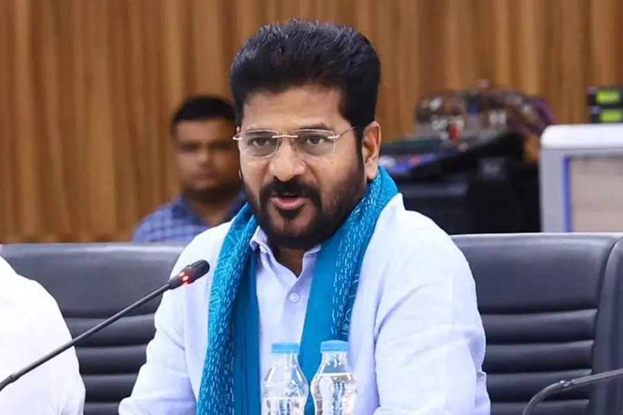 അച്ഛന്റേയോ മുത്തച്ഛന്റേയോ പേര് ഉപയോഗിച്ചല്ല ഞാൻ മുഖ്യമന്ത്രിവരെ ആയത്- രേവന്ത് റെഡ്ഡി