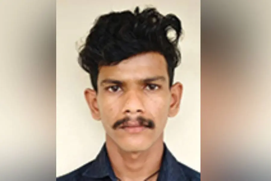 പ്രണയം നടിച്ച് പെണ്കുട്ടിയുടെ നഗ്നചിത്രങ്ങൾ കൈക്കലാക്കി, പ്രചരിപ്പിച്ചു; 22-കാരന് എട്ട് വര്ഷം തടവ്
