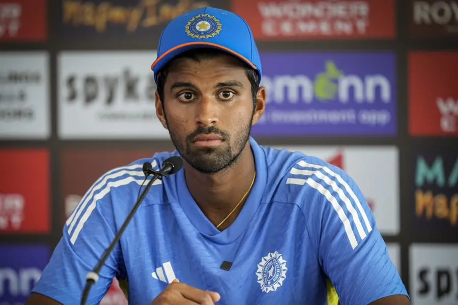 ഒരു സ്പിന്നര് കൂടി വേണം, വാഷിങ്ടണ് സുന്ദര് ടീമില്; കിവീസിനെ വീഴ്ത്താന് സ്പിന് കെണിയോ?