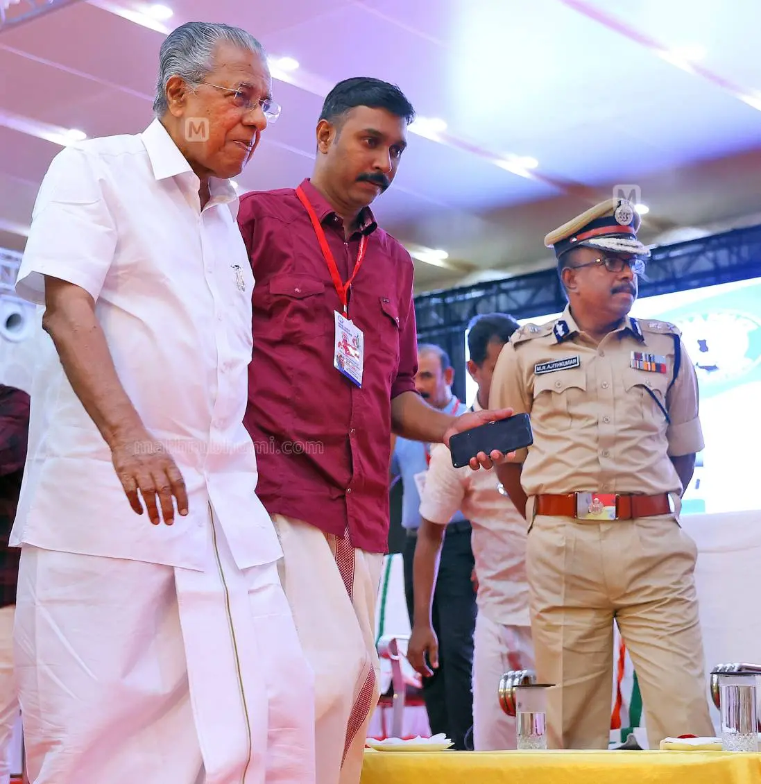 മുഖ്യമന്ത്രി പിണറായി വിജയനും എഡിജിപി അജിത് കുമാറും |ഫോട്ടോ:മാതൃഭൂമി