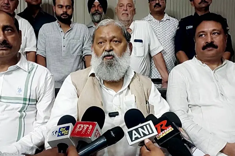 ഹരിയാണയില്‍ മുഖ്യമന്ത്രി പദം ആവശ്യപ്പെട്ട് അനില്‍ വിജ്; തള്ളി ബിജെപി,തിരഞ്ഞെടുപ്പിനിടെ തര്‍ക്കം