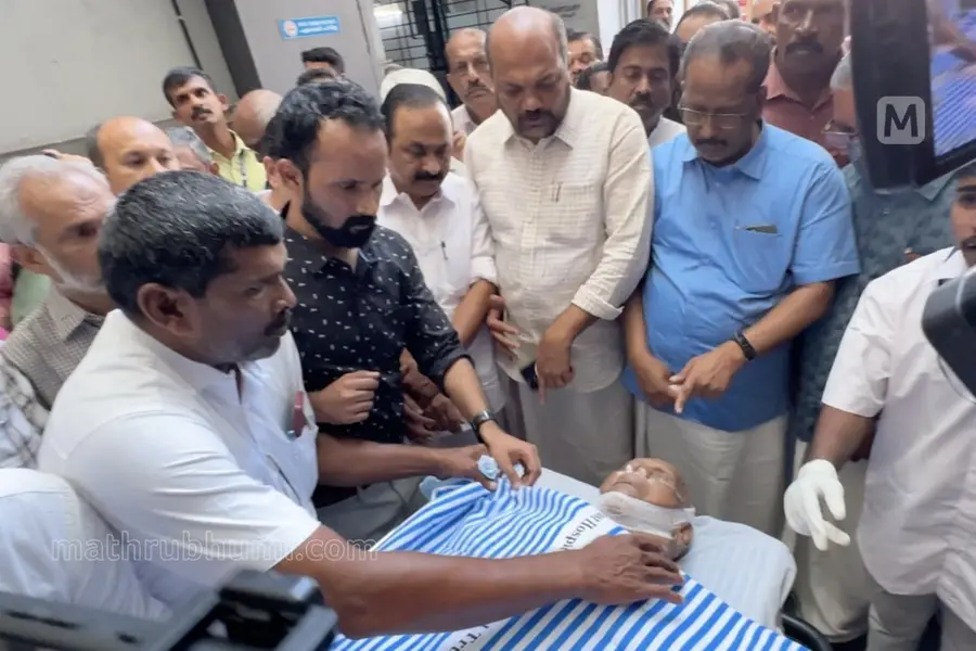 എം.എം. ലോറന്‍സിന്റെ മൃതദേഹം കളമശ്ശേരി മെഡിക്കല്‍ കോളേജിന് വിട്ടുകൊടുക്കും
