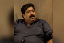 നടിയുടെ പീഡനപരാതി; അഡ്വ വി.എസ് ചന്ദ്രശേഖരനെ പോലീസ് ചോദ്യം ചെയ്യുന്നു