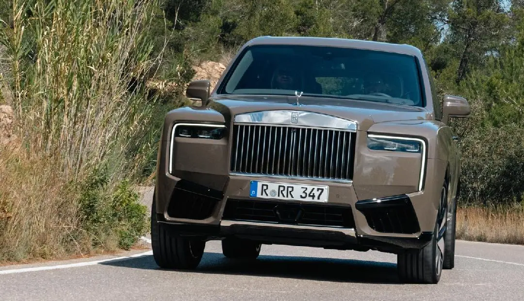 റോള്‍സ് റോയിസ് കള്ളിനന്‍ II | Photo: Rolls Royce