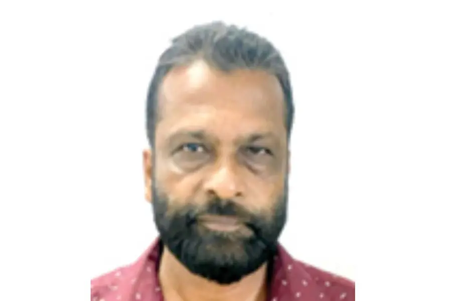 ഡ്രൈവിങ് പഠിപ്പിക്കുന്നതിനിടെ കടന്നുപിടിക്കാൻ ശ്രമം, യുവതി കാർ നിർത്തി ഇറങ്ങിയോടി; പരിശീലകൻ പിടിയിൽ