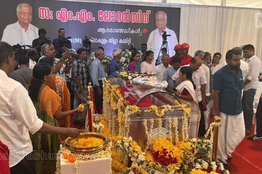 ലോറൻസിന്റെ മൃതദേഹം മെഡിക്കൽകോളേജിന് കൈമാറാം, മക്കളുടെ നിലപാട് പരിശോധിച്ച് അന്തിമ തീരുമാനം- ഹൈക്കോടതി