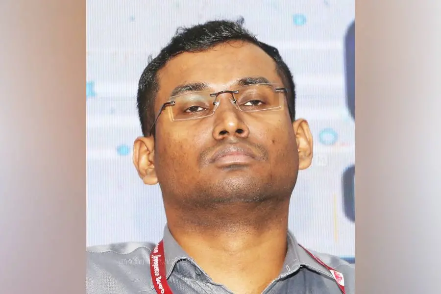 'ചുറ്റും ഇരുട്ട് മാത്രമാണ്, വേദനയും നഷ്ടബോധവും പറഞ്ഞറിയിക്കാനാവില്ല'; നവീന്റെ കുടുംബത്തോട് കളക്ടർ