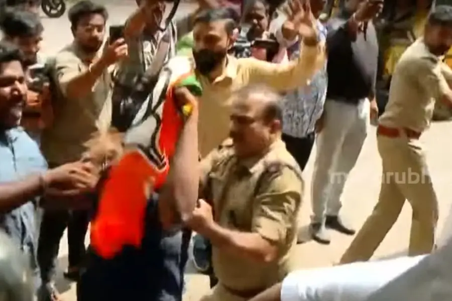 എഡിഎമ്മിന്റെ മരണം; കളക്ടര് അരുണ് കെ. വിജയനെതിരേ പ്രതിഷേധം ശക്തമാകുന്നു, യുവമോർച്ച മാർച്ച് നടത്തി