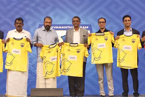 തലസ്ഥാനത്തും ഫുട്ബോള് ആരവം; സൂപ്പര് ലീഗിന് കൊമ്പന്സ് ഒരുങ്ങുന്നു