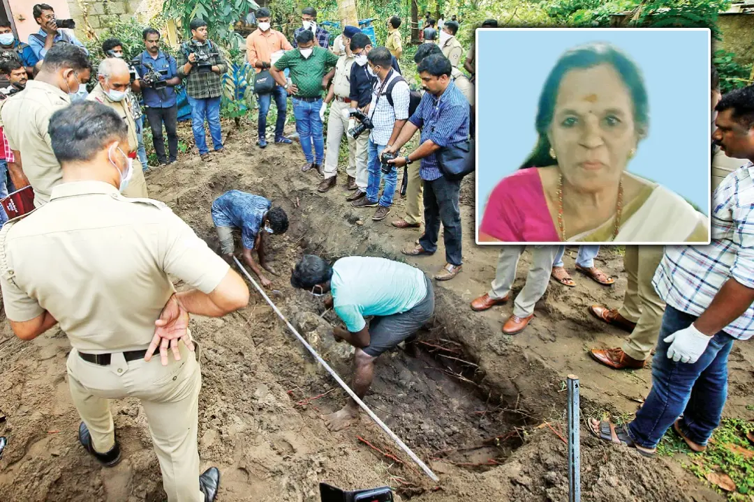 ആലപ്പുഴ മാരാരിക്കുളം കോർത്തുശ്ശേരി ക്ഷേത്രത്തിനു സമീപത്ത് വീടിനോടു ചേർന്നു കുഴിച്ചിട്ട മൃതദേഹം പോലീസ് സംഘം പുറത്തെടുക്കുന്നു