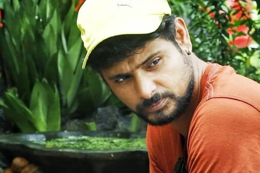 അവസരം ചോദിച്ചപ്പോള്‍ തുടയില്‍ സംവിധായകൻ കടന്നുപിടിച്ചു; ആരോപണവുമായി യുവനടന്‍