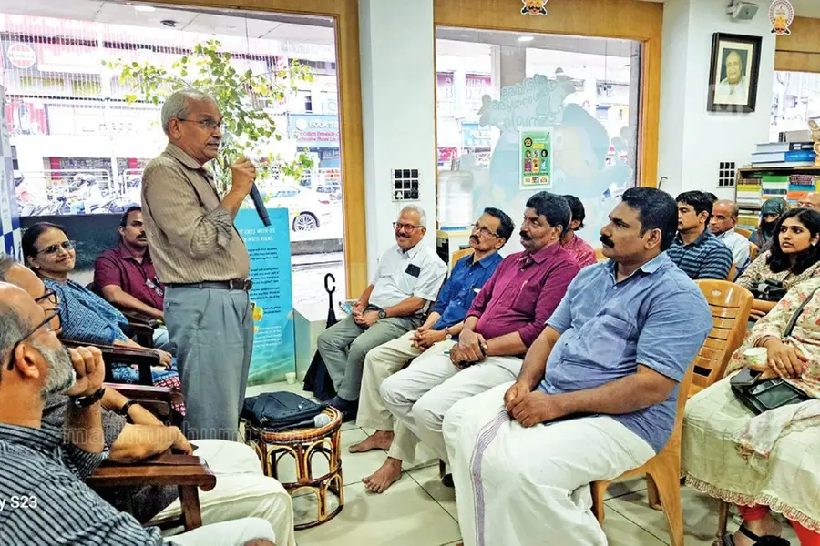 'അമ്മയുടെ ഓര്മ്മപുസ്തകം' പുതുമ മങ്ങാത്ത പുസ്തകം -ഡോ. സി. രാജേന്ദ്രന്