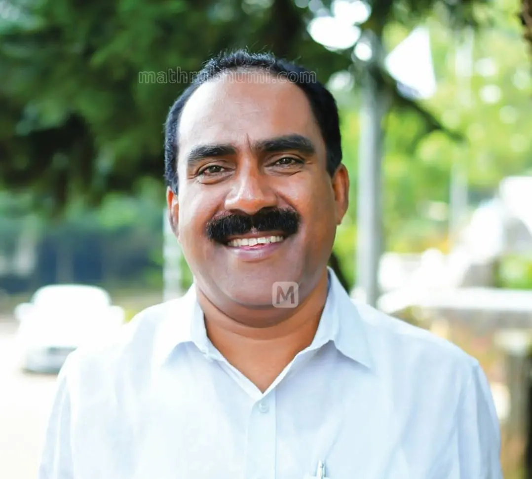 അന്‍വര്‍ സാദത്ത്