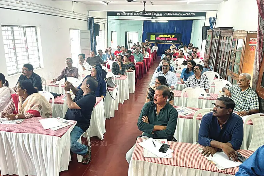 എന്റെ പ്രണയമേ...: ഉള്ളിൽ കത്തുന്ന പ്രണയവുമായി അവരെത്തി, 66 പേർ; പ്രേമലേഖനമെഴുതാൻ