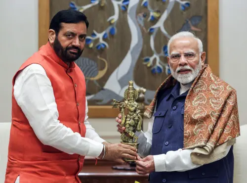 ഫലപ്രഖ്യാപനത്തിനുശേഷം നയാബ് സിങ് സെയ്നി ന്യൂഡൽഹിയിൽ പ്രധാനമന്ത്രി നരേന്ദ്ര മോദിയെ സന്ദർശിച്ചപ്പോൾ