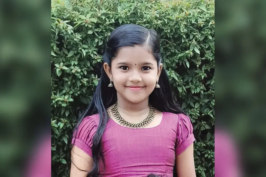 700 വൃക്ഷത്തൈകൾ നട്ട് പരിപാലിക്കുന്ന മൂന്നാം ക്ലാസുകാരി; ദേവിക ദീപക്കിന് കണ്ടലമ്മച്ചി പുരസ്കാരം