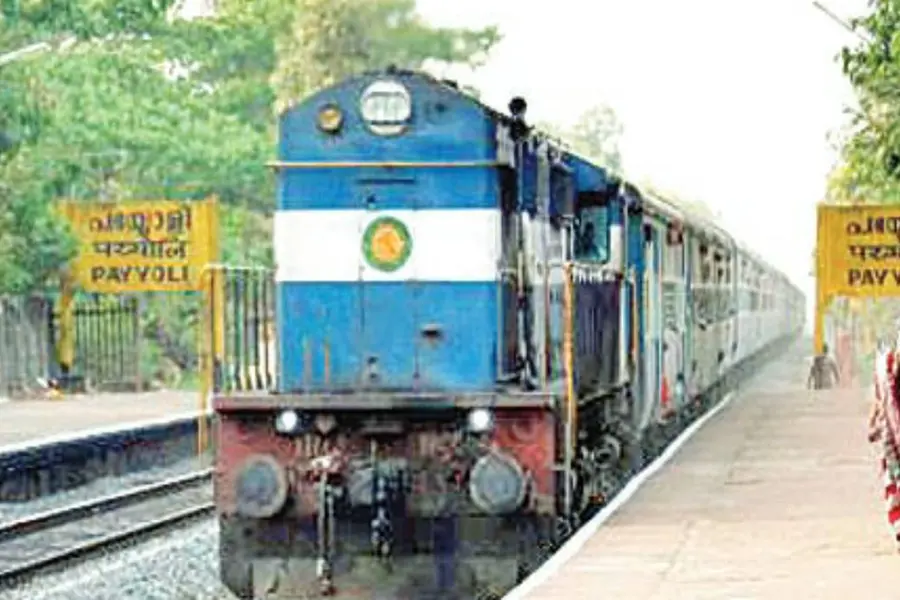 എക്സിക്യുട്ടീവ് പയ്യോളിയിൽ നിർത്താതെപോയതിന് കാരണം കനത്തമഴ, ലോക്കോപൈലറ്റിന് സ്റ്റേഷൻ വ്യക്തമായില്ല
