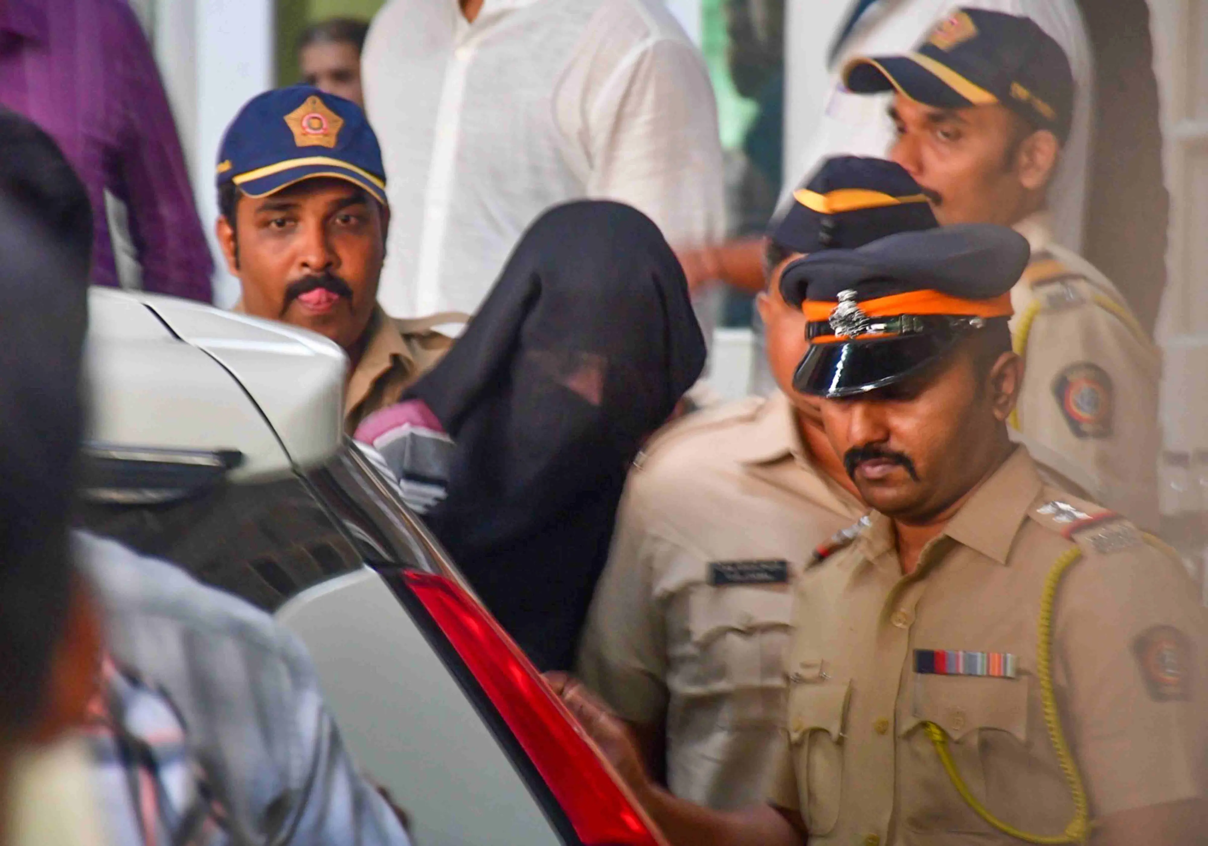 പ്രതികളെ കോടതിയിൽ ഹാജരാക്കുന്നതിന് മുമ്പ് | Photo: PTI