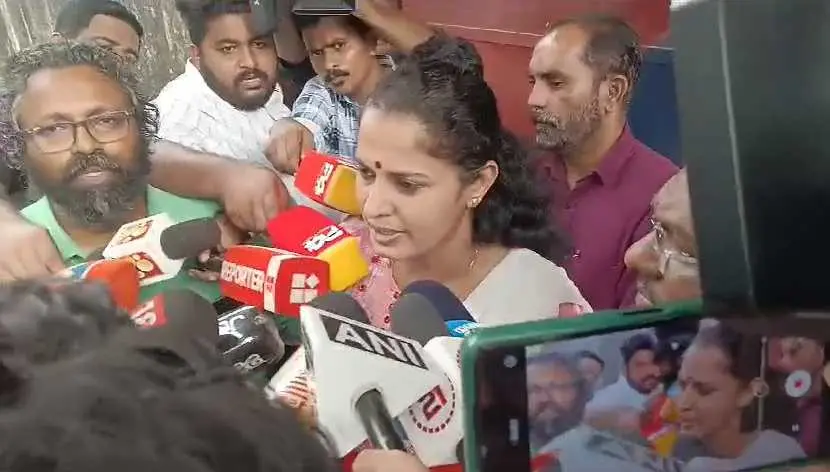 പിപി ദിവ്യ മാധ്യമങ്ങളോട് സംസാരിക്കുന്നു | Photo: മാതൃഭൂമി