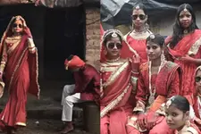 സംഭാവന കിട്ടിയ വസ്ത്രങ്ങള്‍ 'സബ്യസാചി ലുക്കിലാക്കി' ; ചേരിയിലെ കുട്ടികളുടെ ഫാഷന്‍ഷോ