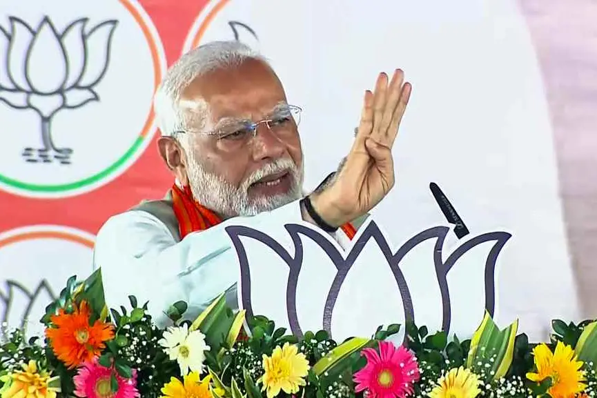 'അമ്മമാരും പെൺകുട്ടികളും ഞെട്ടലിൽ'; ശിവസേന നേതാവിന്റെ സ്ത്രീ വിരുദ്ധ പരാമർശത്തിൽ മോദി