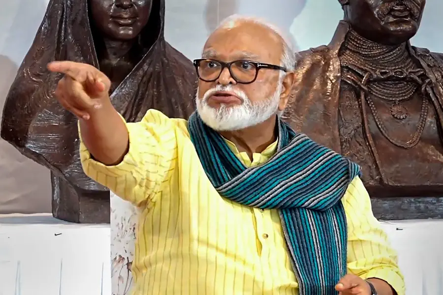 യേവ്‌ലയെ പോരാട്ട ഭൂമിയാക്കി മറാഠാ- ഒ.ബി.സി ക്വാട്ട സംഘര്‍ഷം; ഭുജ്ബല്‍ നേരിടുന്നത് കനത്ത വെല്ലുവിളി