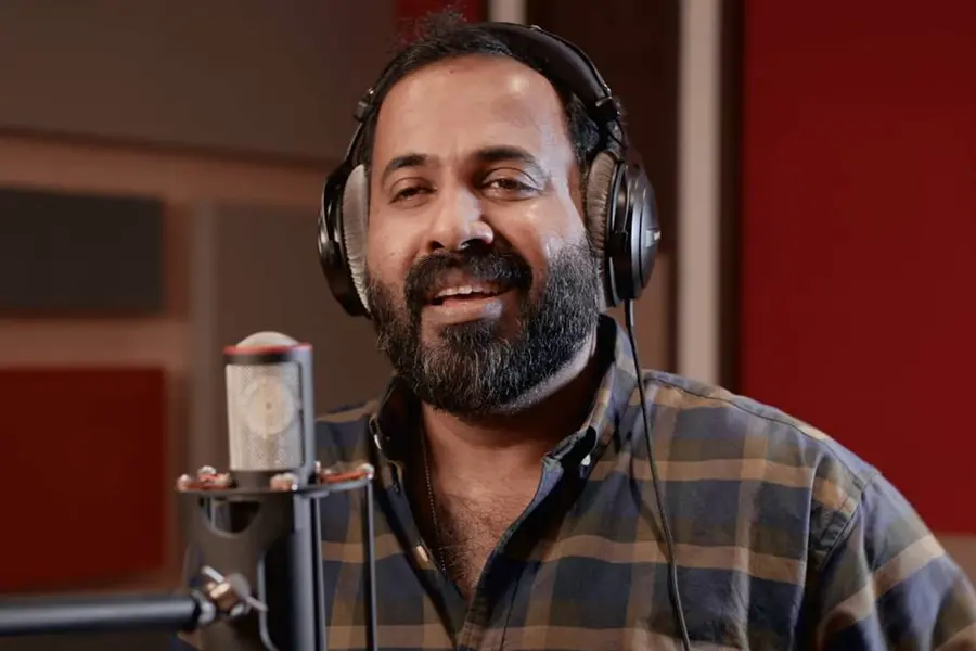 'മെഴുതിരി നിലവെഴും പാതിരാ..' ശ്രദ്ധേയമായി 'സങ്കീർത്തനം'