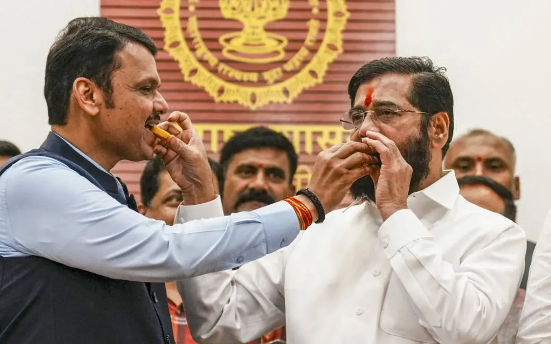 ദേവേന്ദ്ര ഫഡ്നവിസും ഏക്നാഥ് ഷിന്ദേയും | Photo: PTI