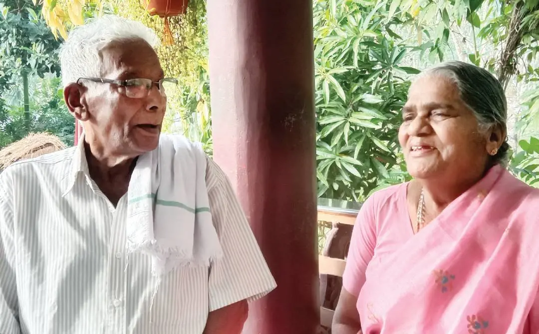 കുര്യാക്കോസും ഭാര്യ റോസക്കുട്ടിയും ക്രിസ്‌മസ് വിശേഷങ്ങൾ പങ്കുവെക്കുന്നു
