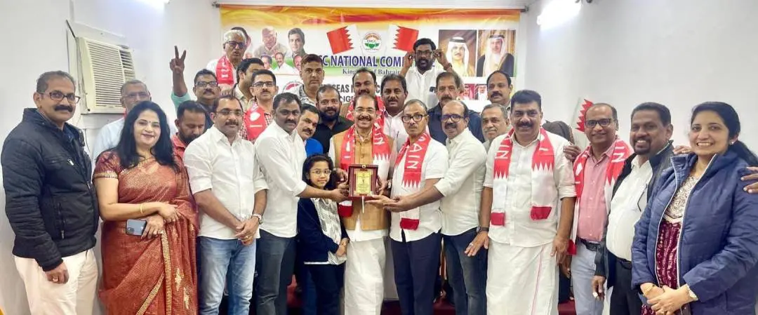 46 വര്ഷത്തെ പ്രവാസം അവസാനിപ്പിച്ച് മടങ്ങുന്ന ടി.പി. ഉസ്മാന് ഒ.ഐ.സി.സി. നല്കിയ യാത്രയയപ്പ്