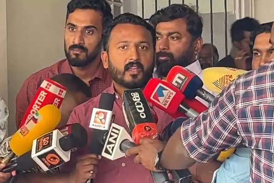 പെരിയ ഇരട്ടക്കൊലപാതകം തങ്ങള്‍ ചെയ്തതാണെന്ന് പറയാനുള്ള ബാധ്യത സി.പി.എമ്മിനുണ്ട്- രാഹുൽ മാങ്കൂട്ടത്തിൽ