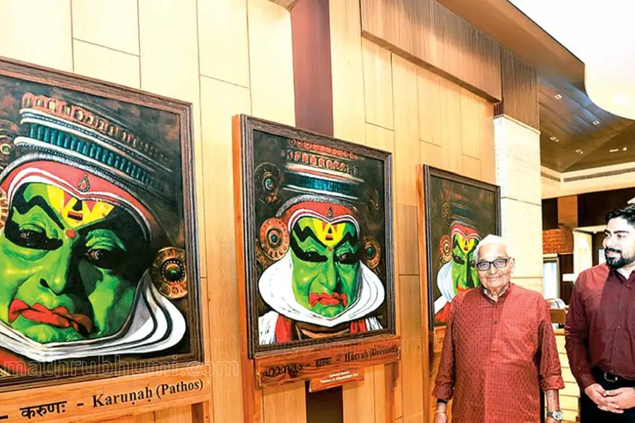 കണ്ടായോ... നവരസങ്ങളിത് കണ്ടായോ... സ്വന്തം നവരസഭാവങ്ങള് കാണാന് ഗോപിയാശാനെത്തി