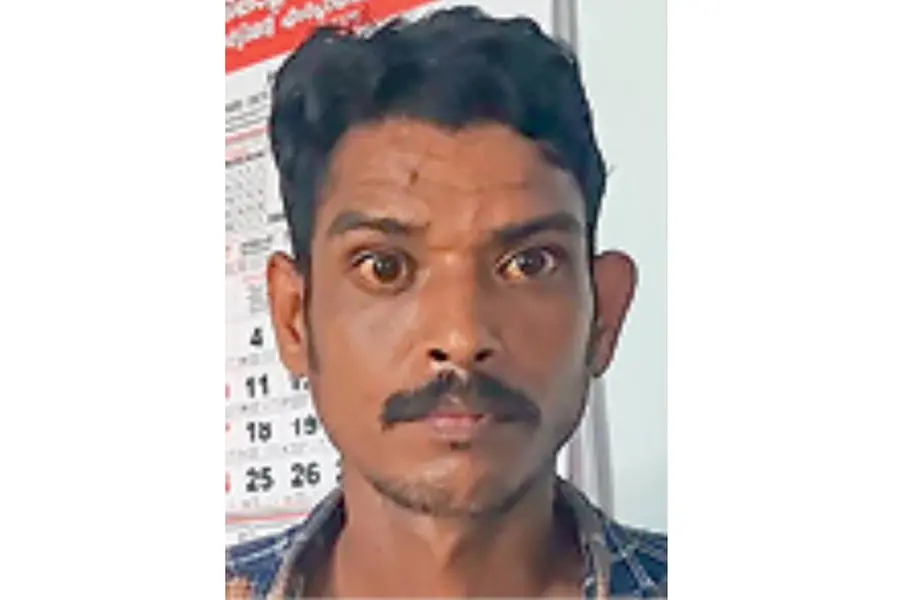 മദ്യപിക്കാന് പണം നല്കാത്തതിന്റെ വൈരാഗ്യം; വയോധികനെ മര്ദിച്ചവശനാക്കി പണം കവര്ന്നു